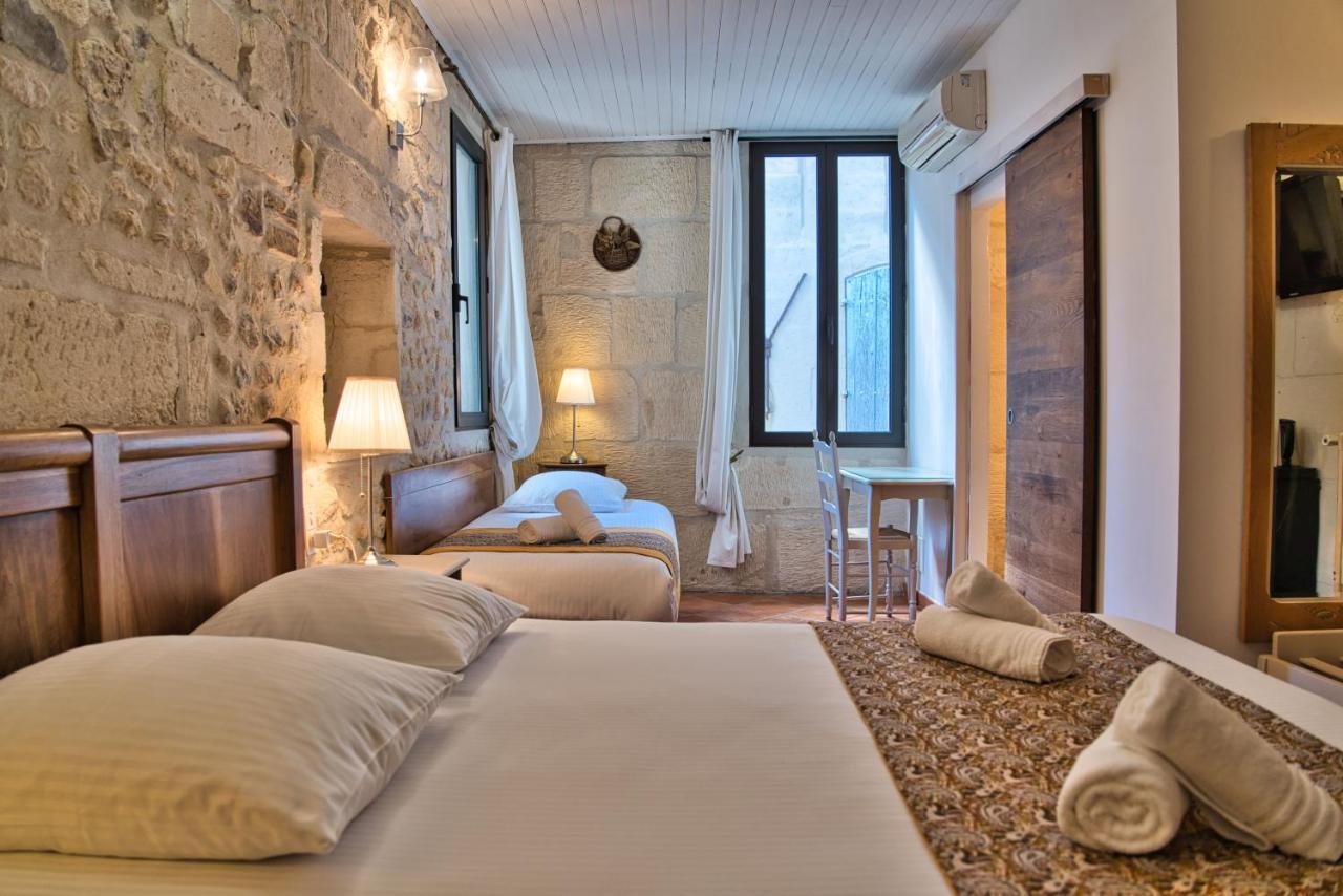 Hotel La Muette 3*